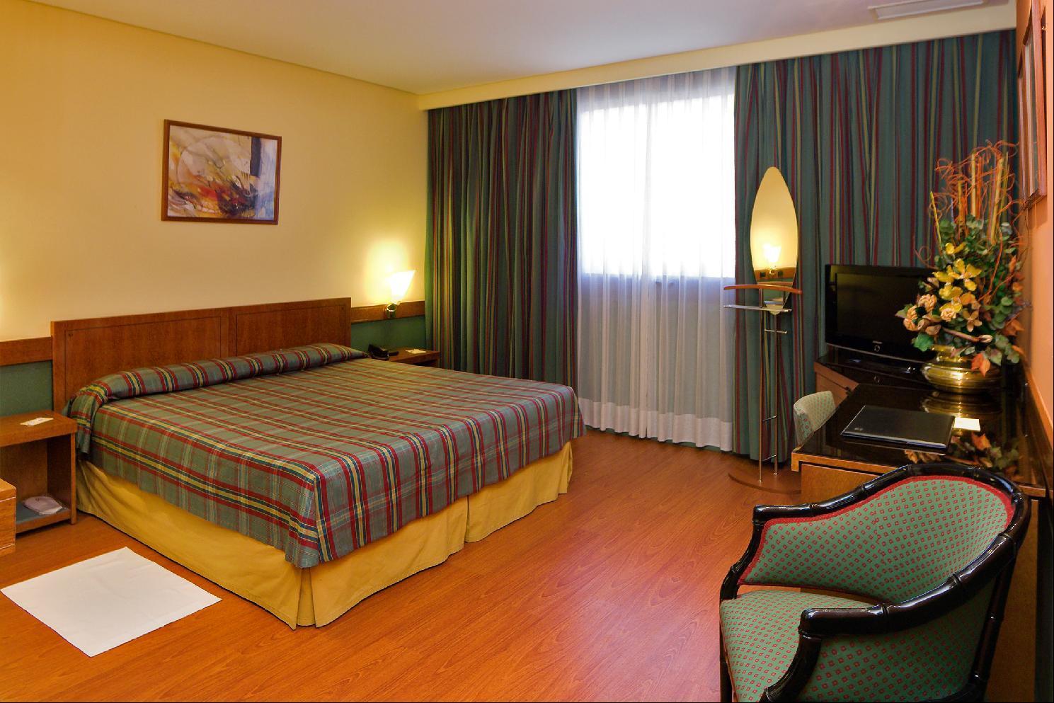 Mercure Carlton Rioja Logrono Phòng bức ảnh